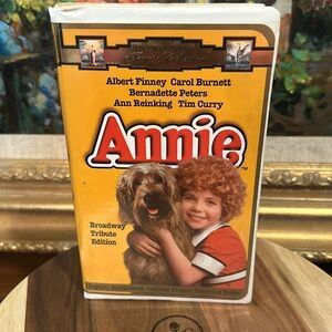Annie is a VHS home video by Columbia TriStar